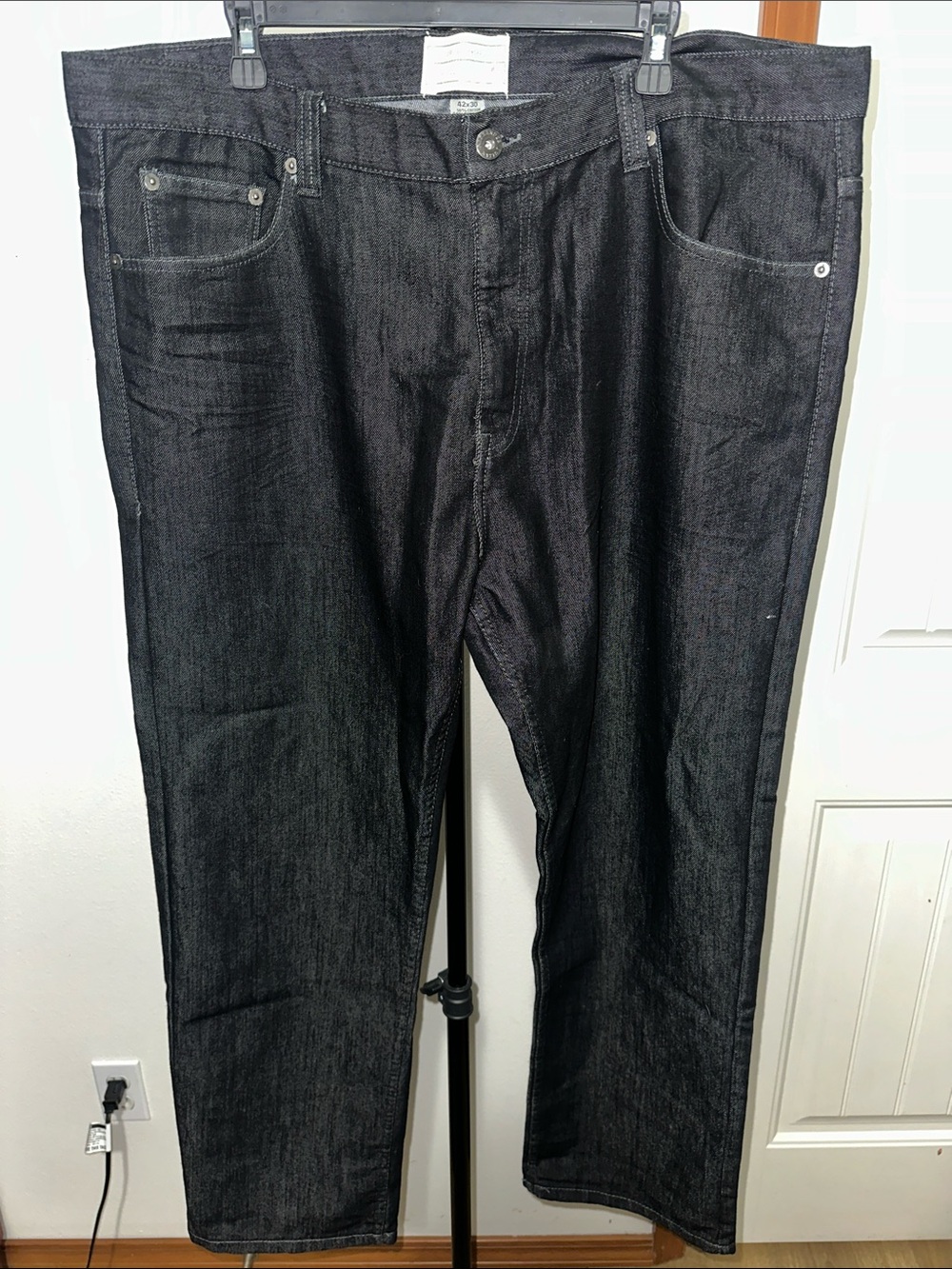 Alexander Julian Men's Straight Black Jeans size 42x30